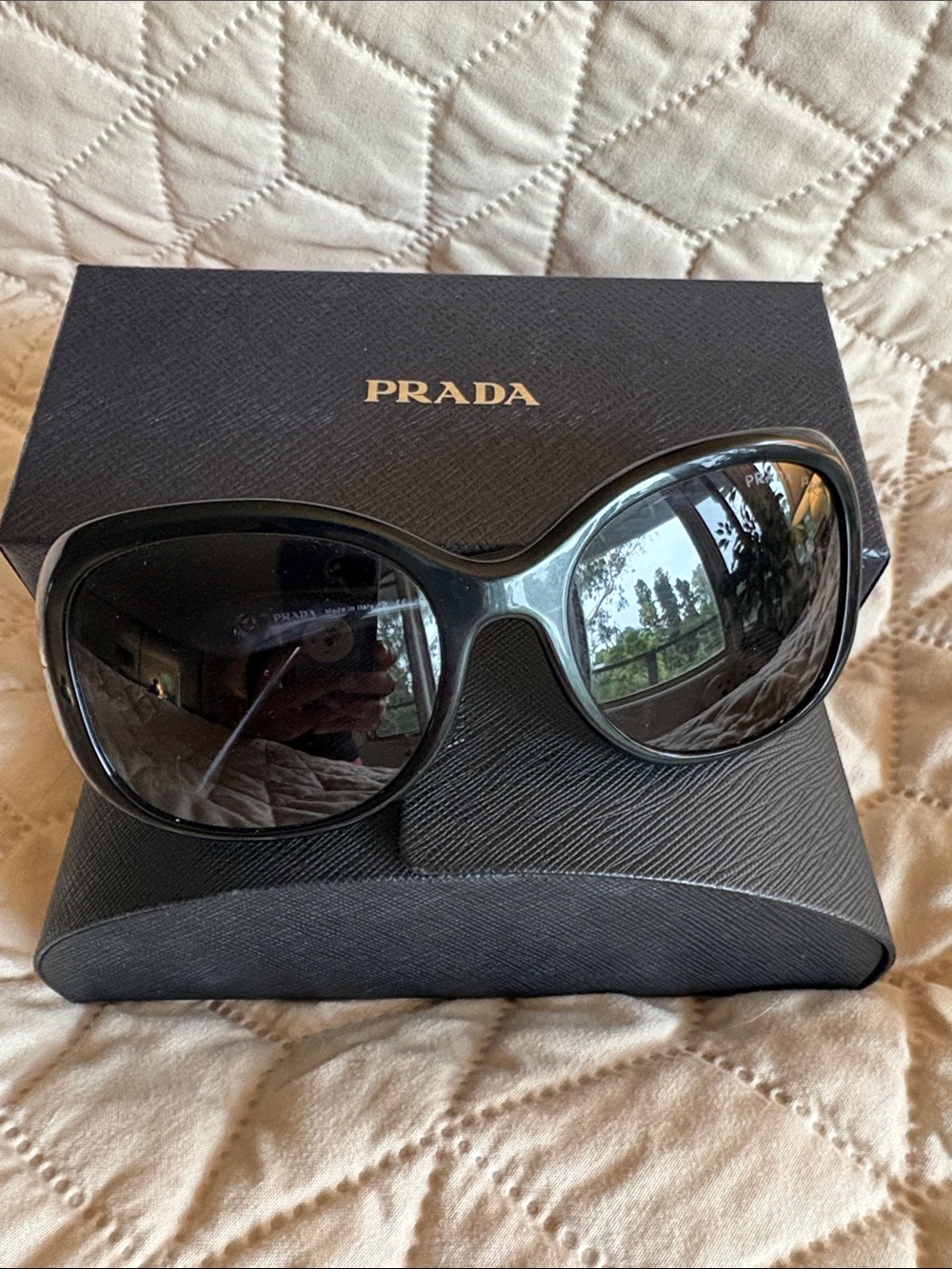 Prada black frame 04ZS Sunglasses